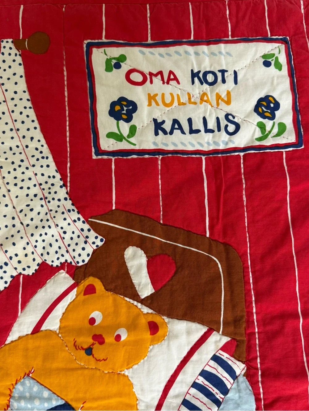 Vintage Tampella Finland Wall Hanging Quilt 34x46 Florence Bert Folk Art Nursery